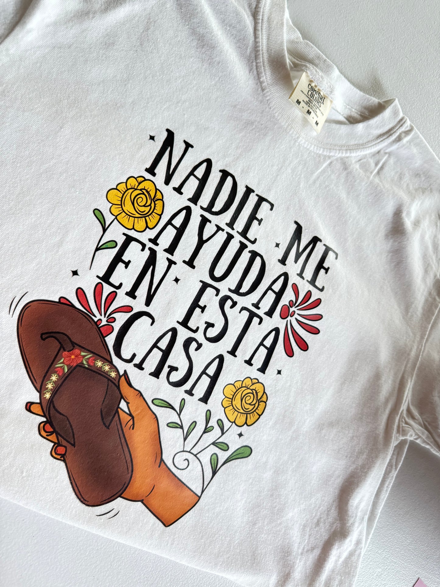 NADIE ME AYUDA EN ESTA CASA